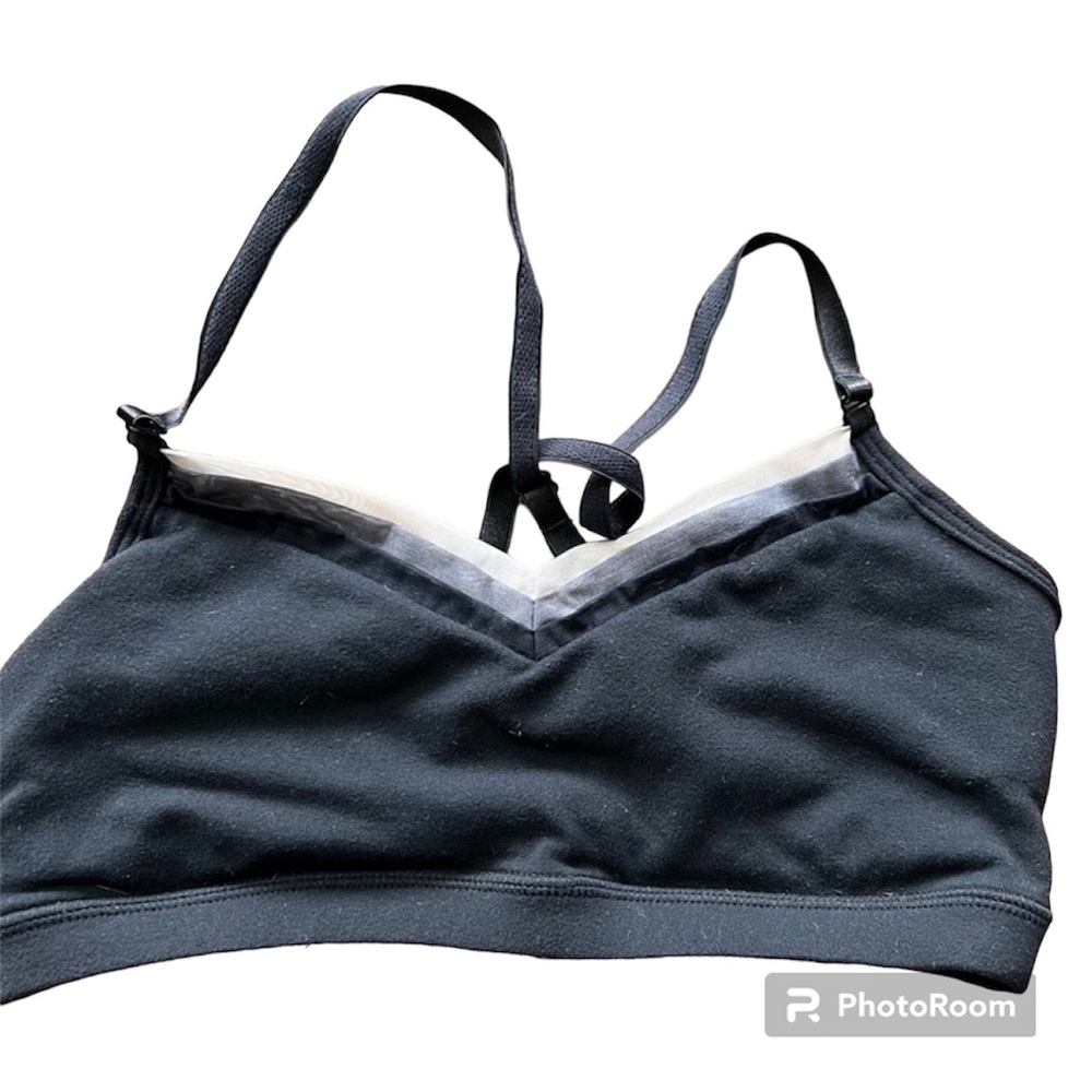 Lululemon Small black sports Bra adjustable bra straps